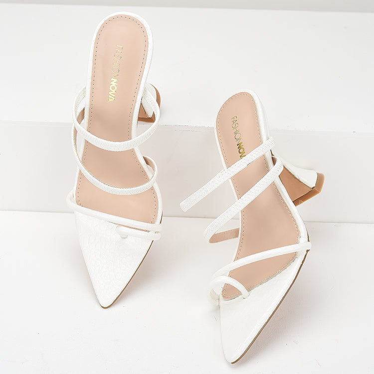 Pointed-toe Thin Strap